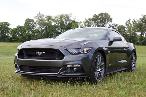 ford mustang exterior