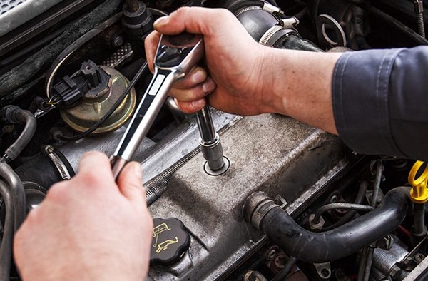 4 useful maintenance tips to keep your car in pristine condition