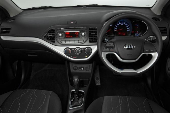 2016 KIA Picanto Interior