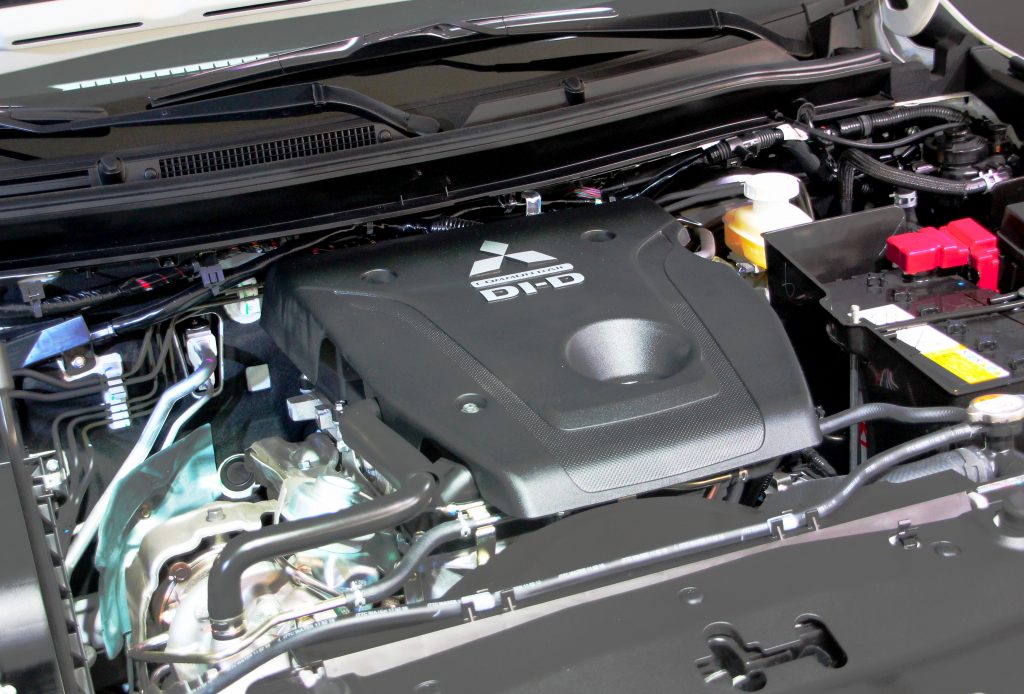 Mitsubishi Strada 2019 engine