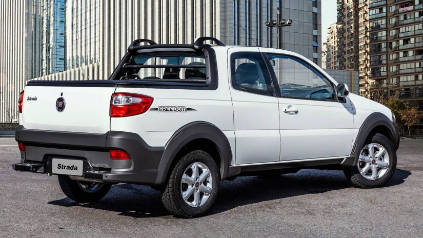 Mitsubishi Strada 2019