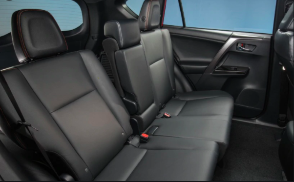 2018 toyota rav4 interior