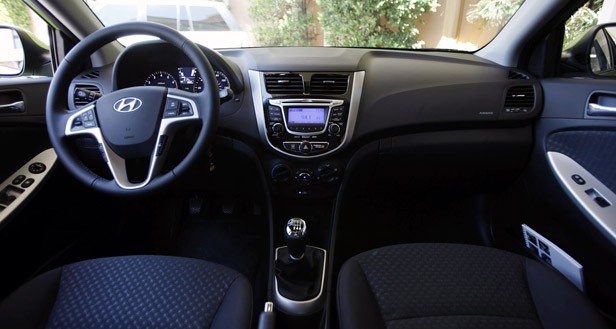 Hyundai Accent 2012 Interior