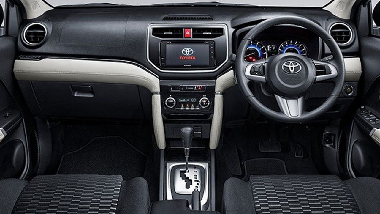 Toyota Rush interior