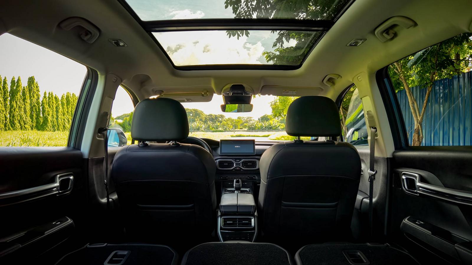 Geely Okavango 2022 interior