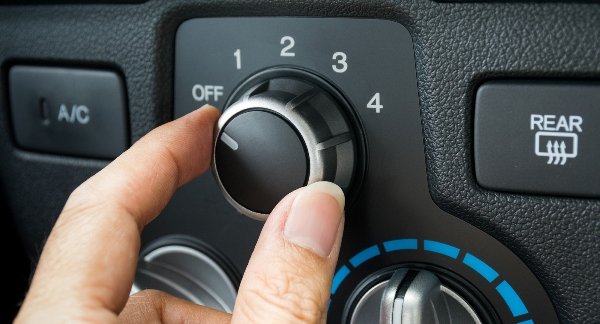 how to turn on car ac properly